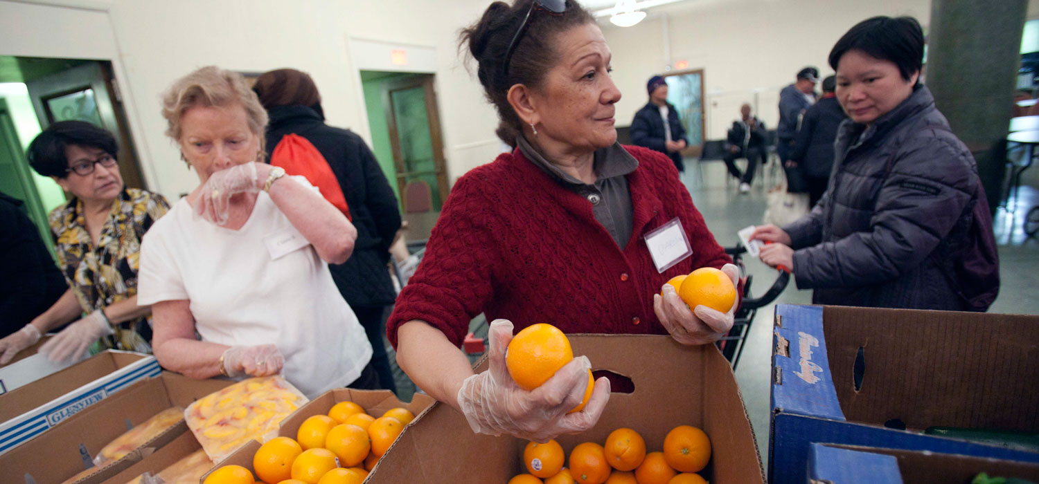 Media Name: ap_food-bank.jpg