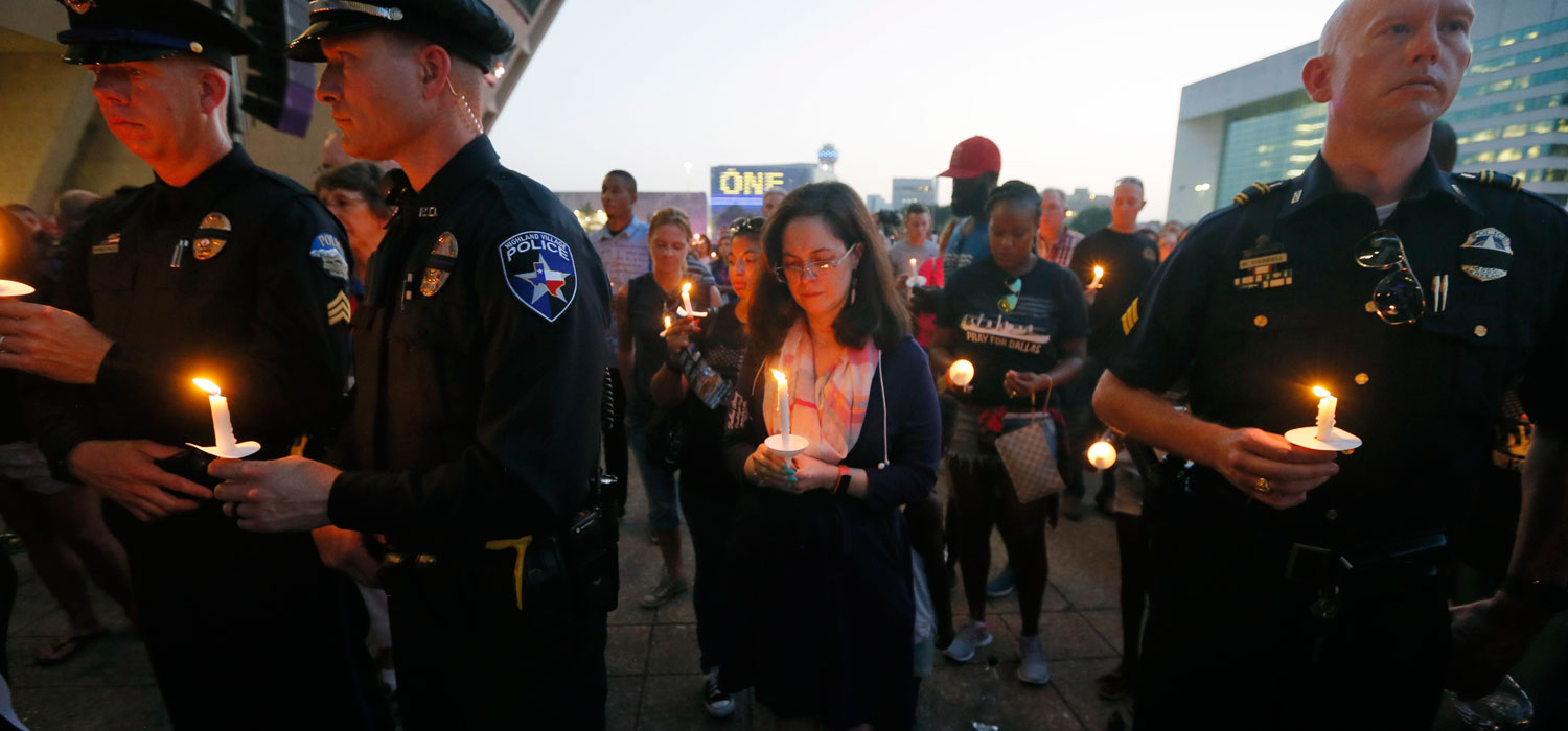 Media Name: ap_706998003108-police-shooting.jpg
