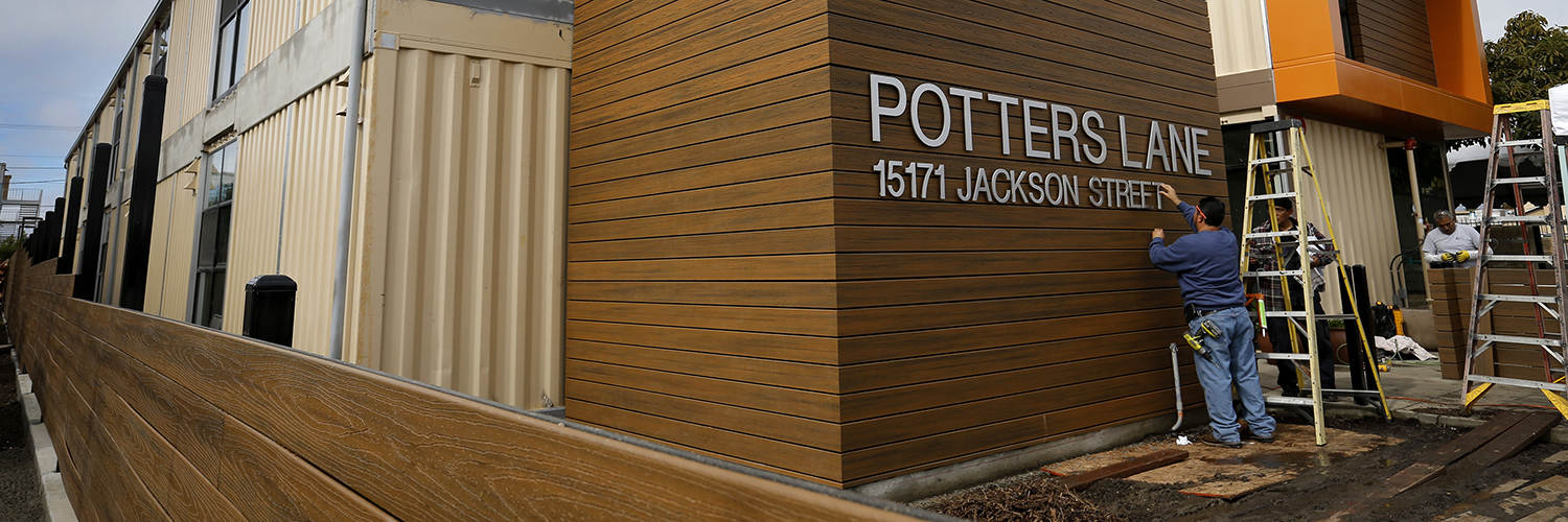 construction of a apartment building