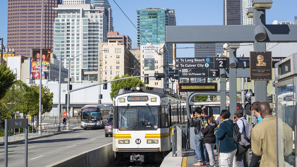 photo of public transportation in city