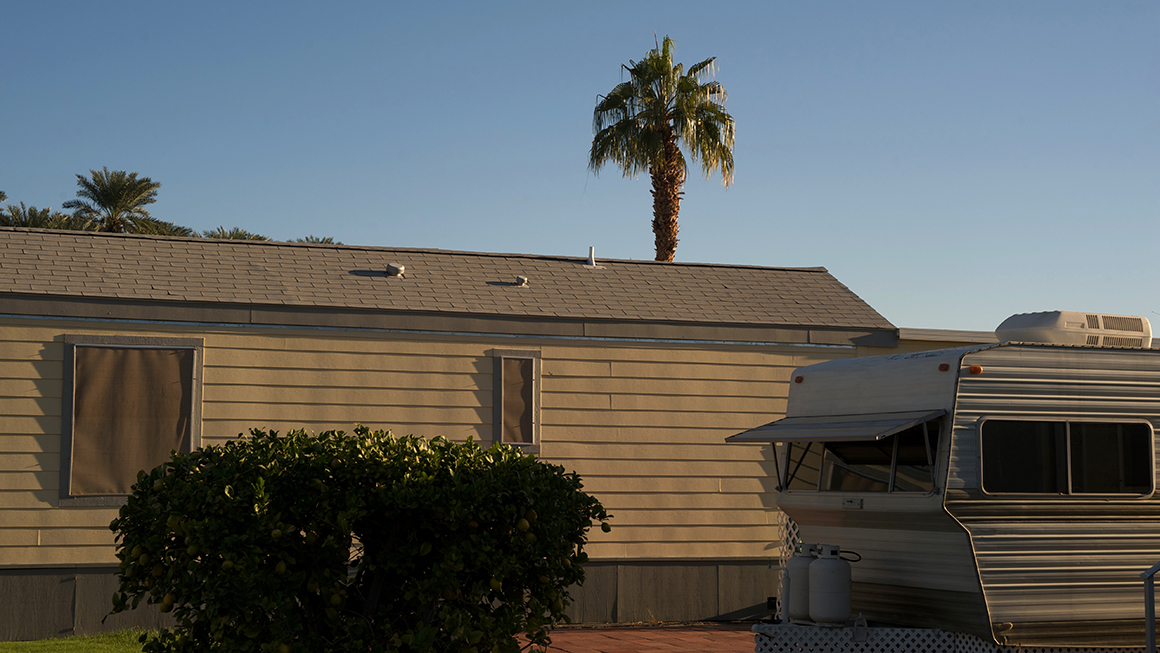 photo of mobile home