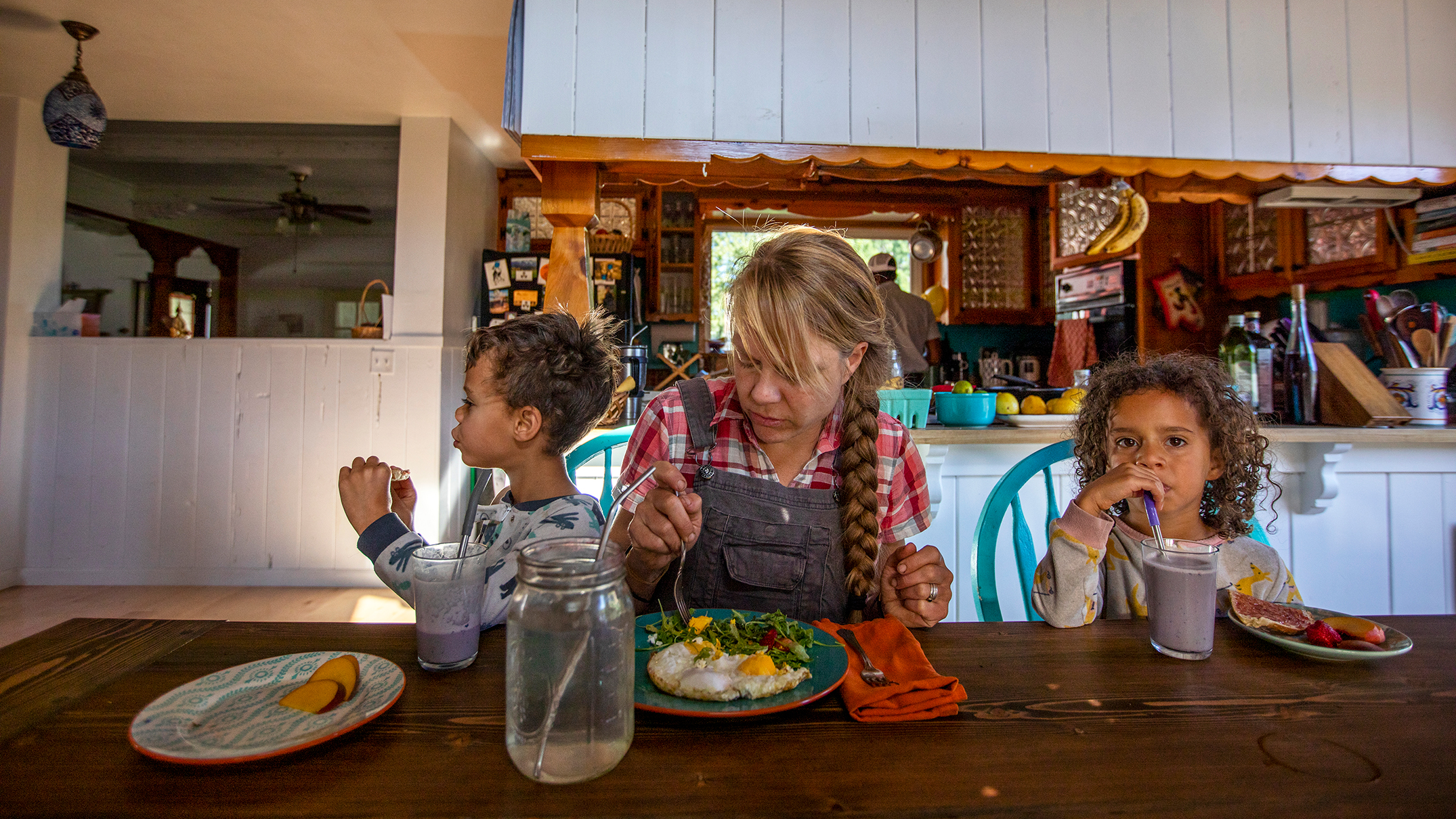 A family  eating at the dinner table