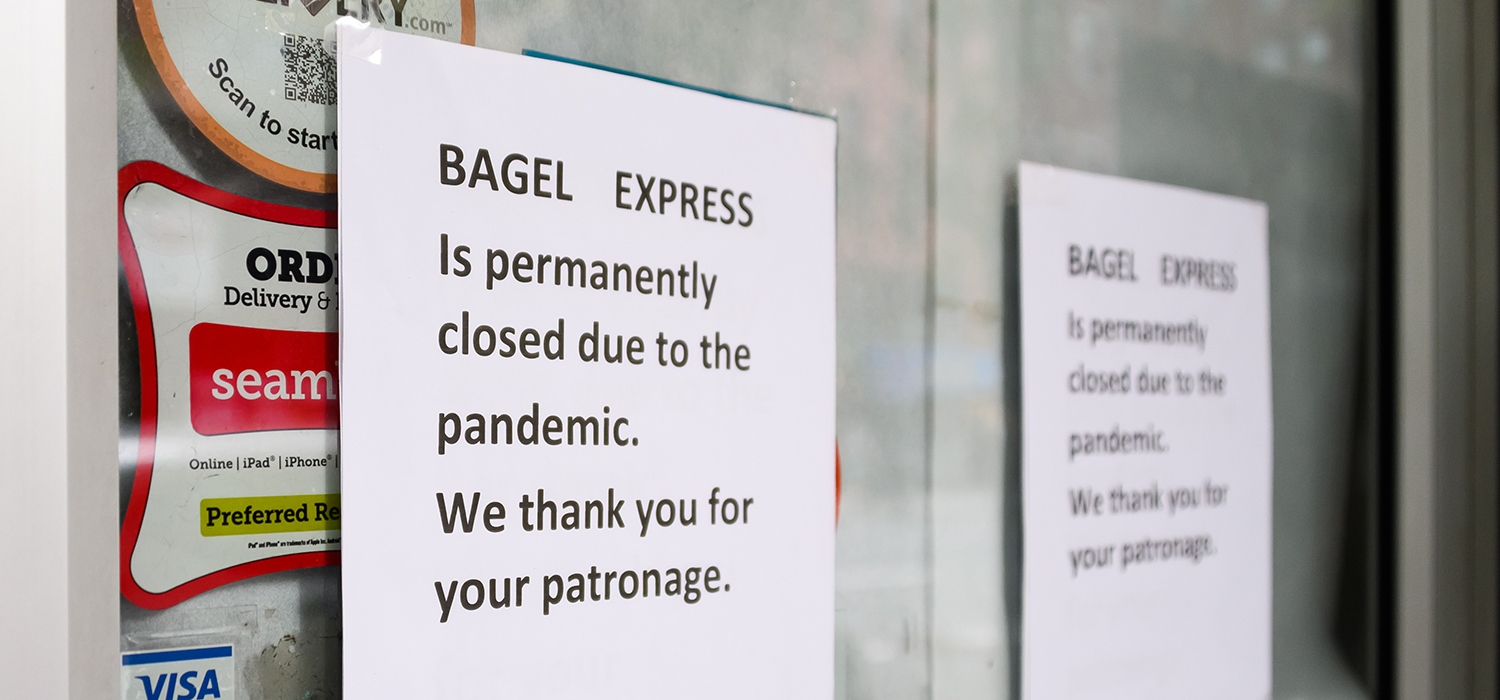 Sign for a restaurant that permanently closed