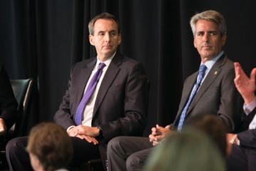 Media Name: 20151120_housing-finance-symposium_thompson_0772-edit-event.jpg