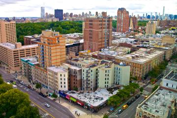 Corner with residential buildings in Morningside Heights, NYC