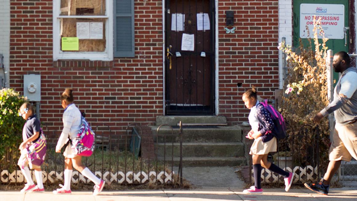 Media Name: 20150915_dc-neighborhoods_thompson_0093_crop.jpg