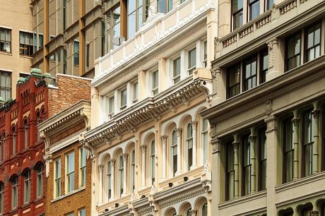 A picture of city buildings. 