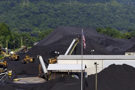 photo of coal plant setting