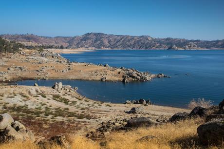 Photo of Millerton Lake (307,652 acre-feet), a water reservoir popular with boaters and fishermen and located just north of Fresno, California