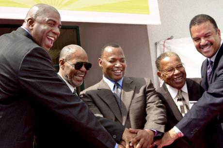 Shareholders in African-American-owned community banks pose for photo