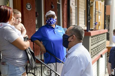 Family fills out census form