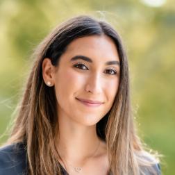 photo of Lyndsey DeLouya