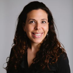 photo of Dara Zeehandelaar Shaw